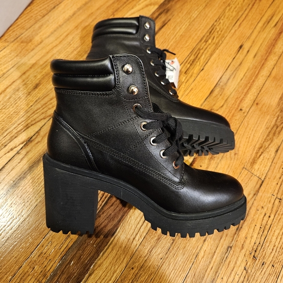 NWT Zara Black Boots Size 8 - Picture 3 of 6